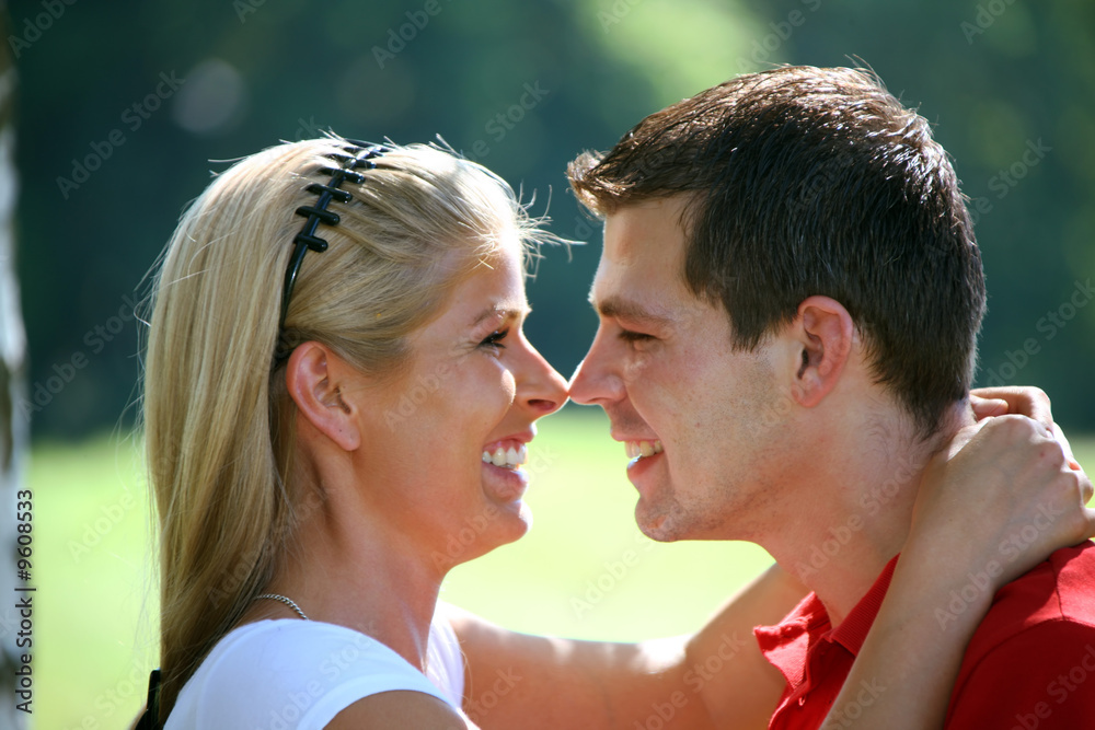 ein junges Paar in der Liebe ein junges Paar in der Liebe