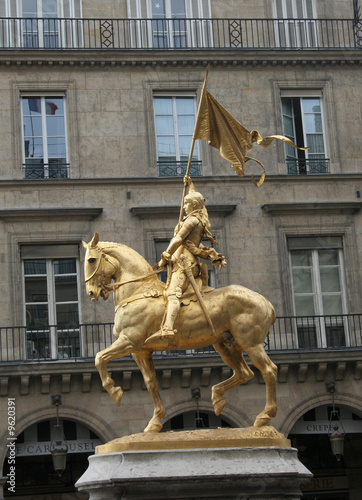 Statue de jeanne d arc photo