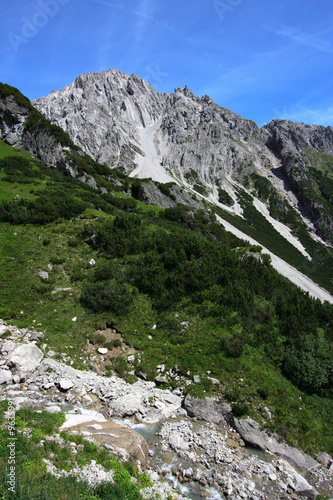 View from the trail to Muttekopf (Lechtal Alps, Tirol, Austria)