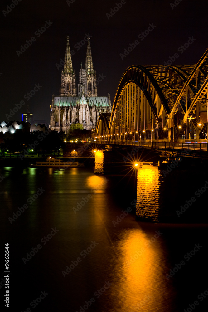 Cologne at night 2