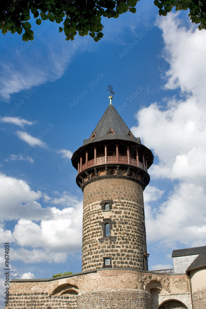 Wachturm mit Stadtmauer