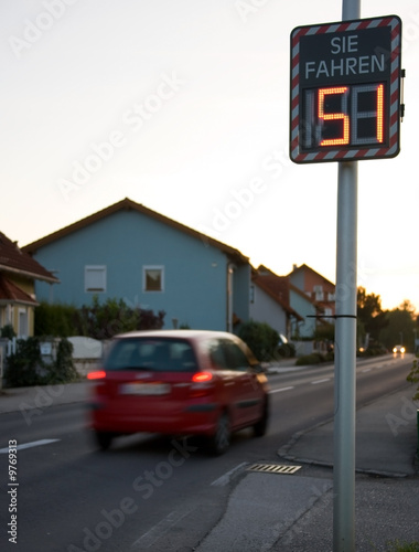Information über Geschwindigkeit im Stadtverkehr
