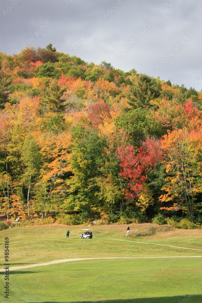 Fototapeta premium Golf in New England in Fall