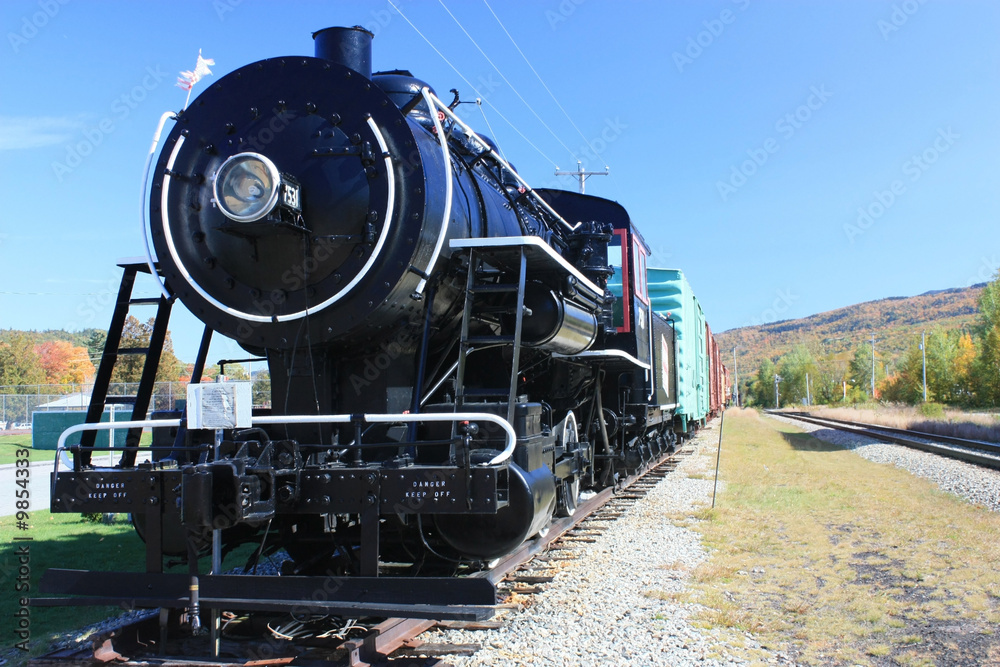 Obraz premium Old Steam Engine in New England