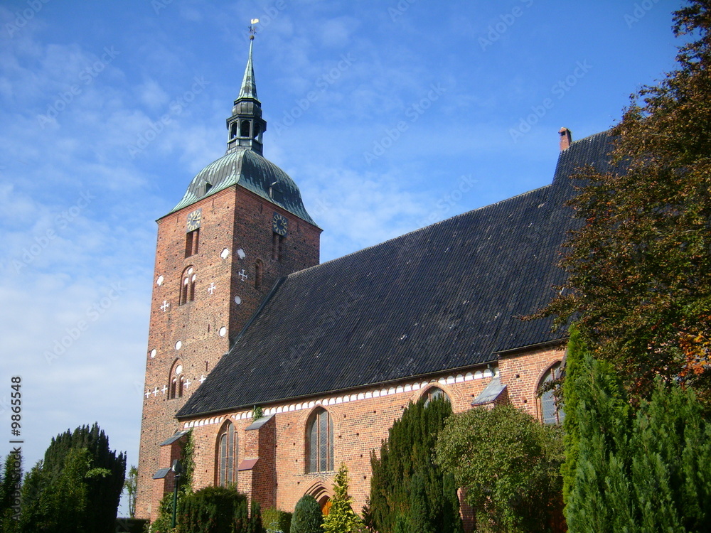 Fototapeta premium Kirche in Burg