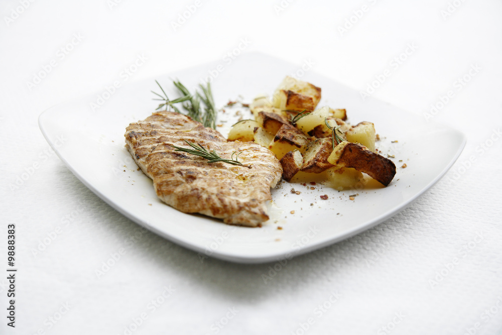 bistecca alla griglia con patate bistecca alla griglia con patate