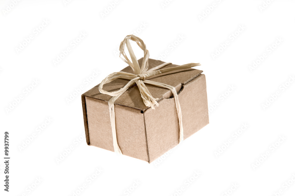 Obraz premium Simple present isolated made from recycled cardboard