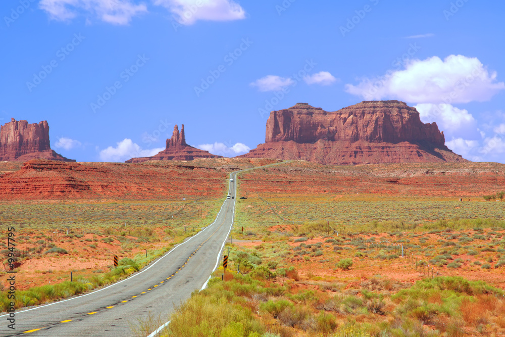 Highway 163 approaching Monument Valley.