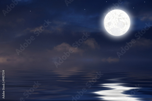 luna sul mare