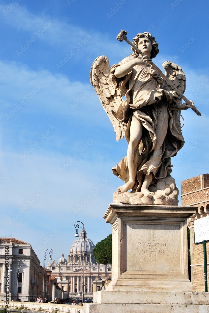 Angelo e Basilica di San Pietro