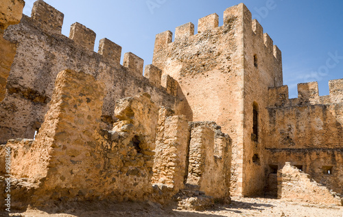 Old ruined castle, Crete, Greece © Kondor83