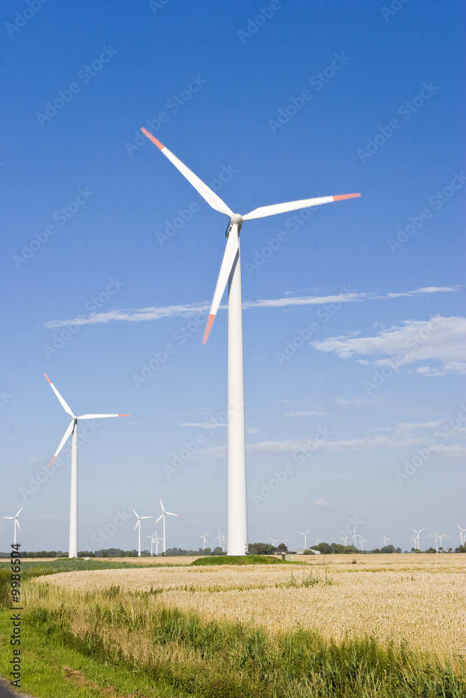 Windräder an der Nordsee