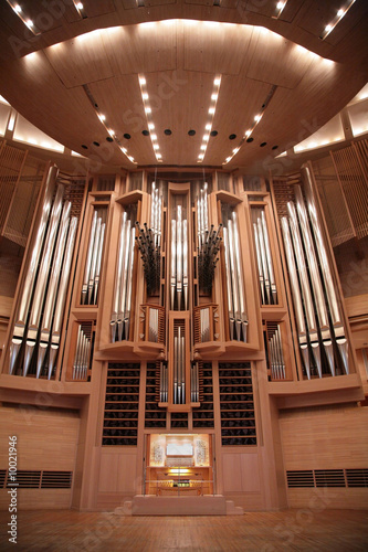 Organ in concert hall