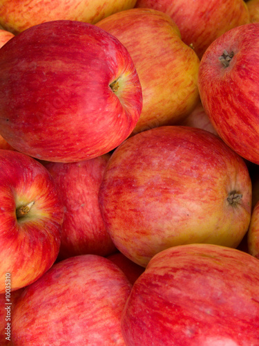 Fruit apples