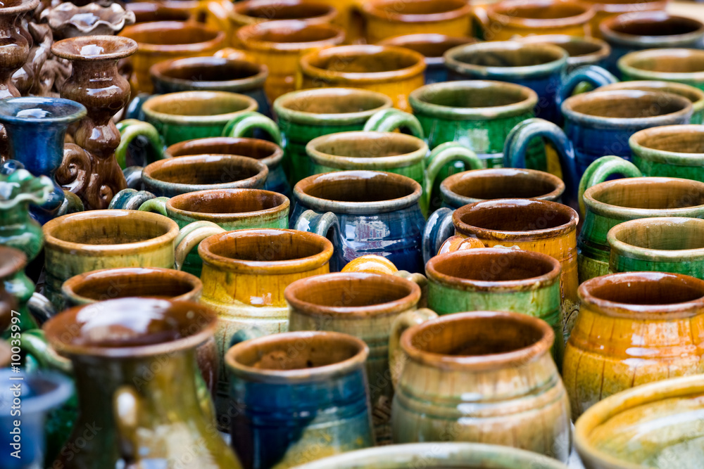 Glazed colourful pottery products ready for sale Glazed colourful pottery products ready for sale