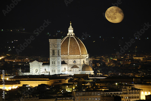 Stampa su tela Beautiful cathedral Santa Maria del Fiore, Florence - Italy