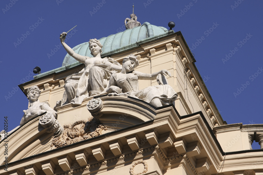 Fototapeta premium Statues on the Slowacki theatre in Cracow