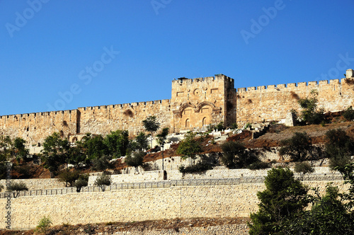 Fotografie Jerusalem east wall of the old city and walled-up  gates