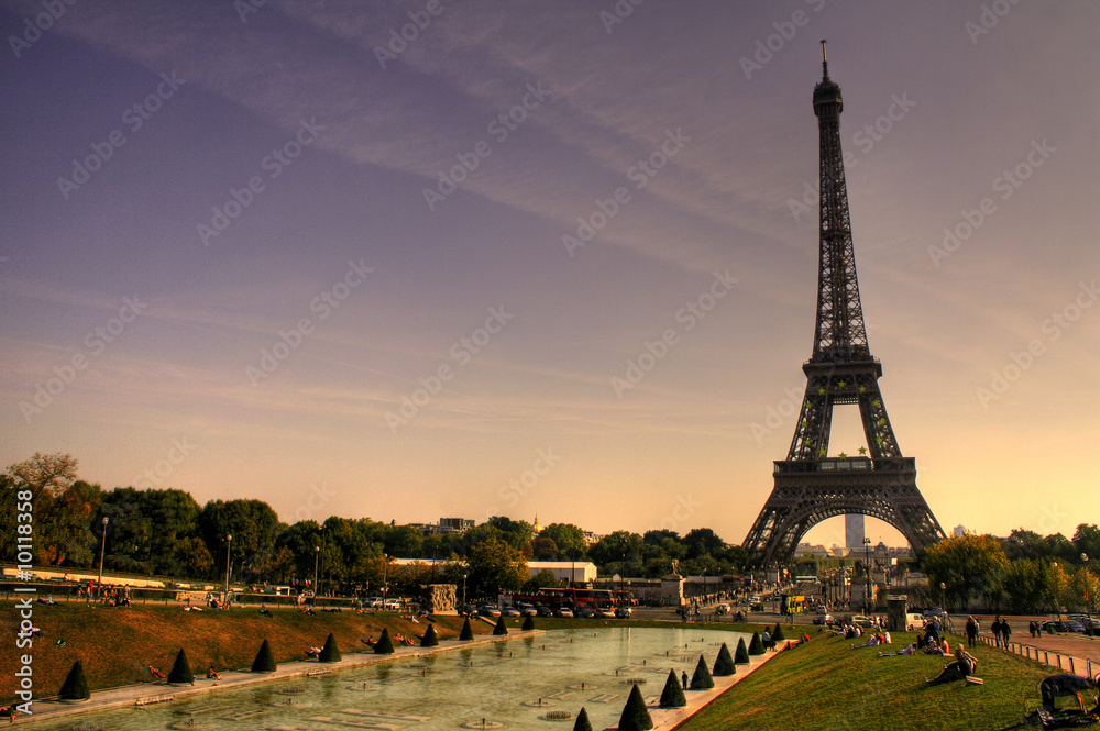 Naklejka premium Eiffel Tower in Paris