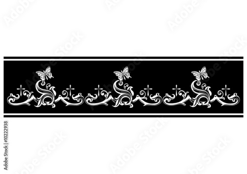 Gothic Ornament, Kreuze und Schmetterlinge