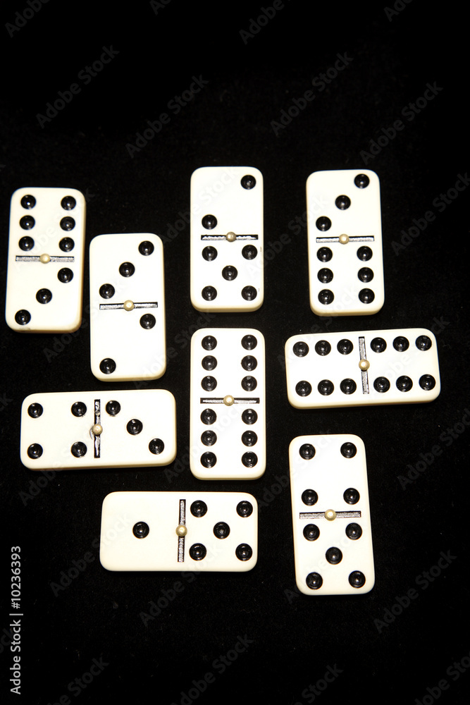Dominoes Dominoes