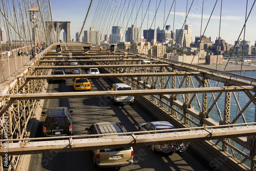 traffic vers Manhattan sur le pont de Brooklyn © AJORON