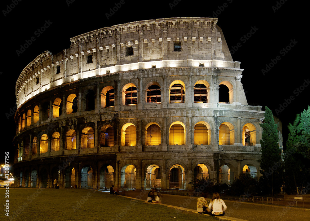 Colisée vu de nuit - Rome