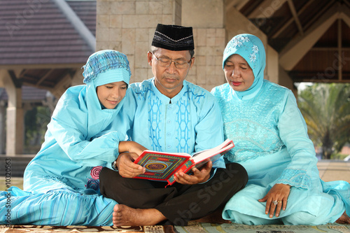 Photography Muslim Family