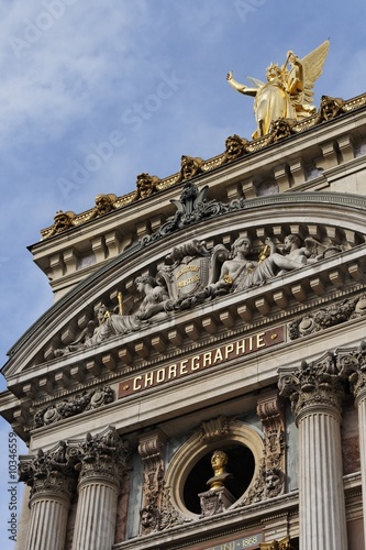 statue opera garnier