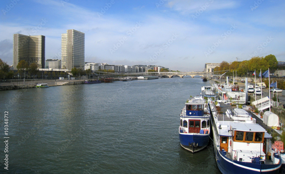 vue sur la seine à Bercy