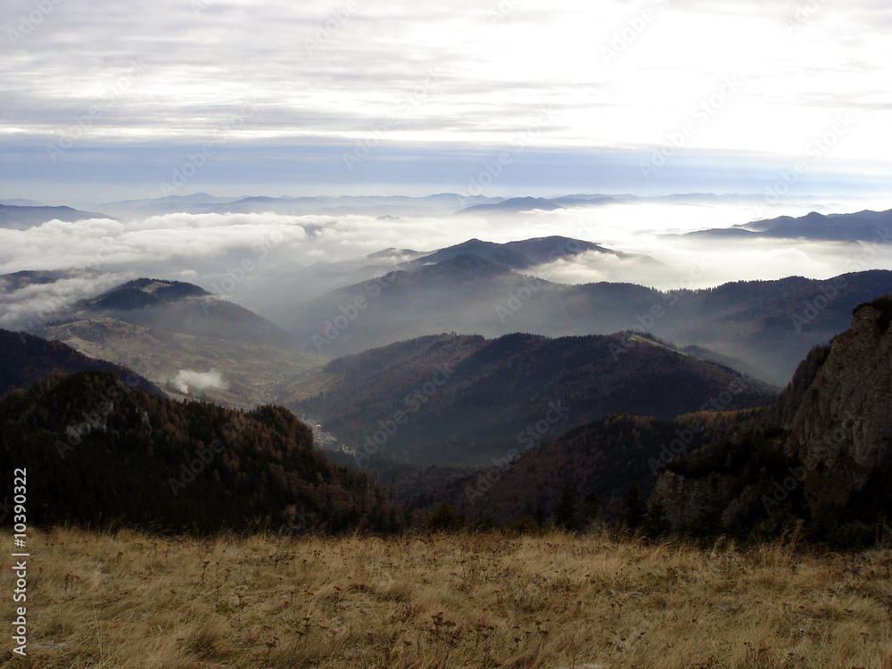 Fototapeta premium Misty Ridge Mountains Ceahlau National Park.