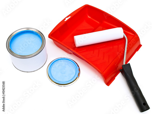 White parlon roller, blue color open can and red tray photo