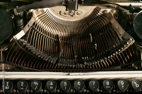 The typewriter mechanism © Yana Staryk