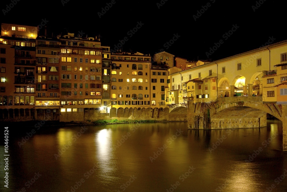Firenze: notturna sul Pontevecchio