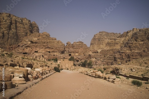Obraz na plátně Tourist vacation in nabatean town Petra, beduins , Jordan
