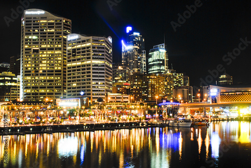 Darling Harbour bei Nacht in Sydney, Australien © Bernd Leitner