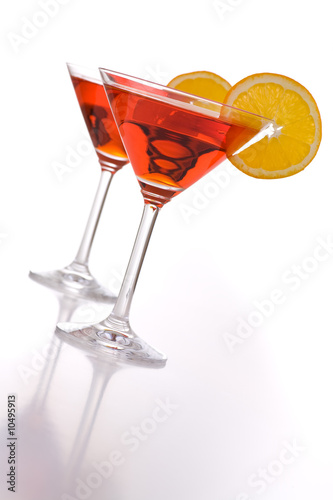 Zwei rote Cocktails mit Orange photo