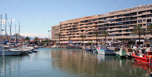 Tableau sur toile quai de saint cyprien