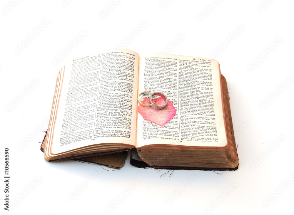 Obraz premium rings and bible