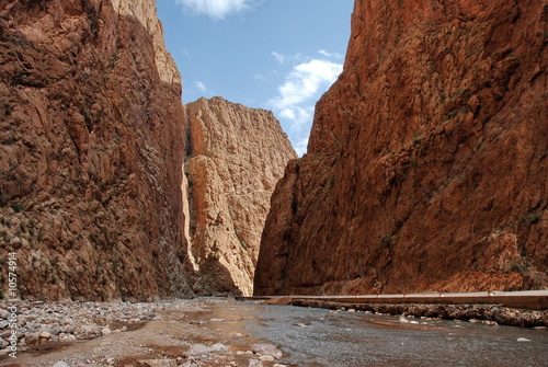 Gorges du Todra au Maroc photo