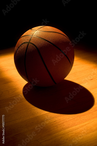 Basketball under the lights © Andrew S.