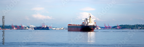 Fotografie Container ship on Puget Sound under Mt Rainier