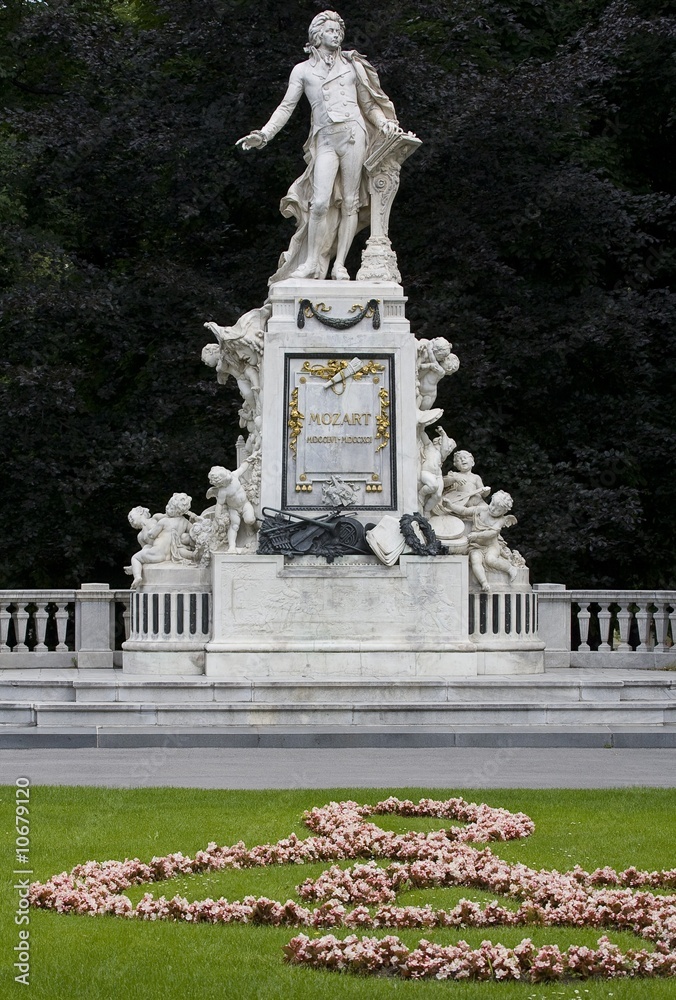 Obraz premium Mozartfigur in Wien