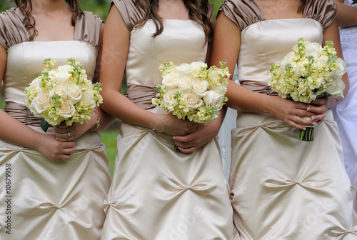 Bridesmaids have control over bouquets