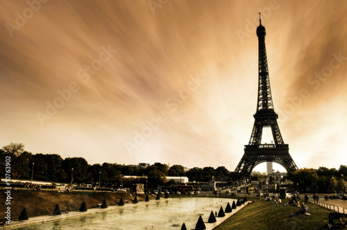 Paris - La Tour Eiffel #10763902