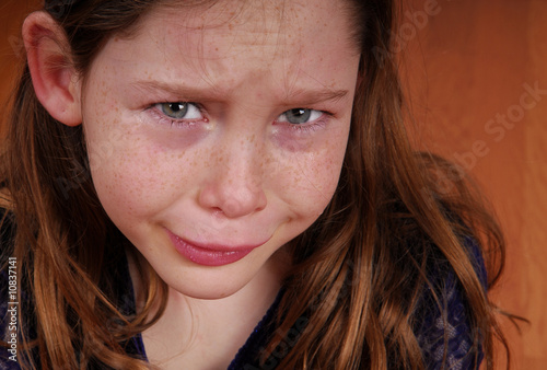 Obraz na płótnie Young girl crying