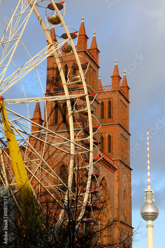 Friedrichswerdersche Kirche Riesenrad und Fernsehturm photo