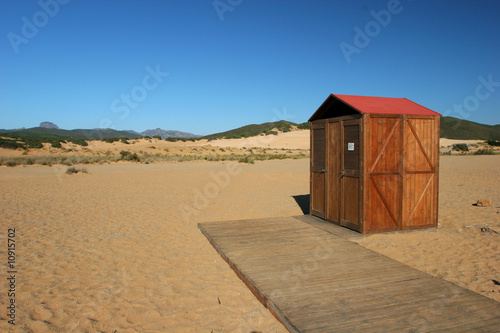 house lavatory to the sea
