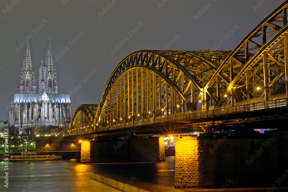 Fototapeta premium Coeln @ night