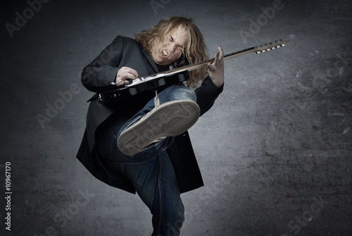 Obraz na płótnie Jumping rock guitarist